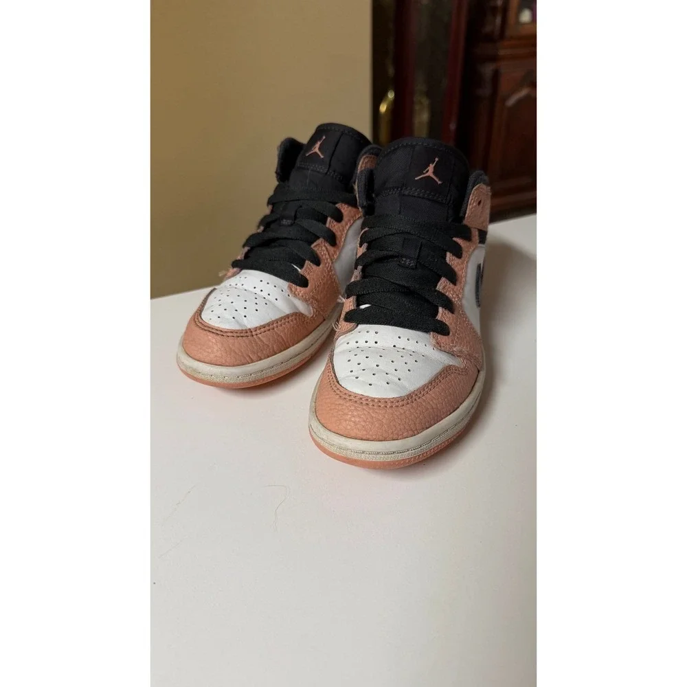 Nike Air‎ Jordan 1 Mid Pink Quartz kids athletic shoes sneakers size 13c